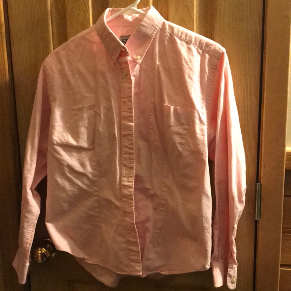 Long sleeve pink plaid shirt